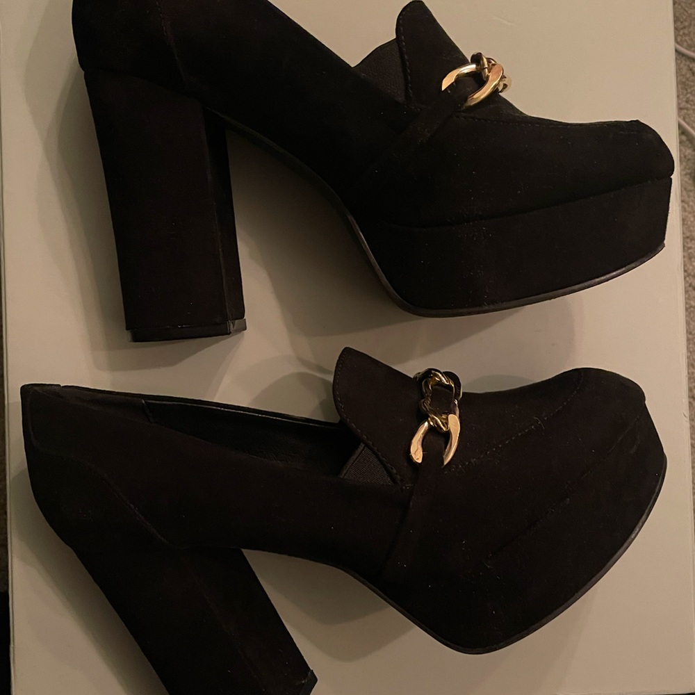 Worn ONCE suede pump loafers! Very beautiful for a special occasion